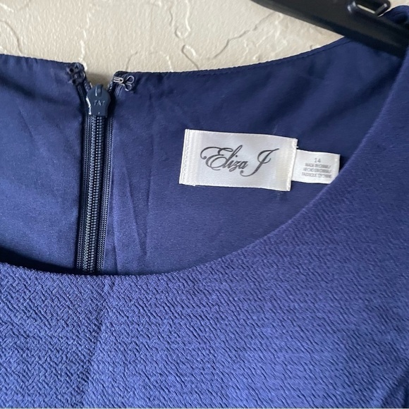 Eliza J Women's Plus Size Cold Shoulder Dress - Picture 6 of 6